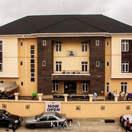 Bana Hotel & Suites Lagos Exterior photo