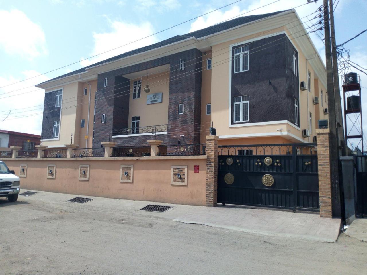 Bana Hotel & Suites Lagos Exterior photo